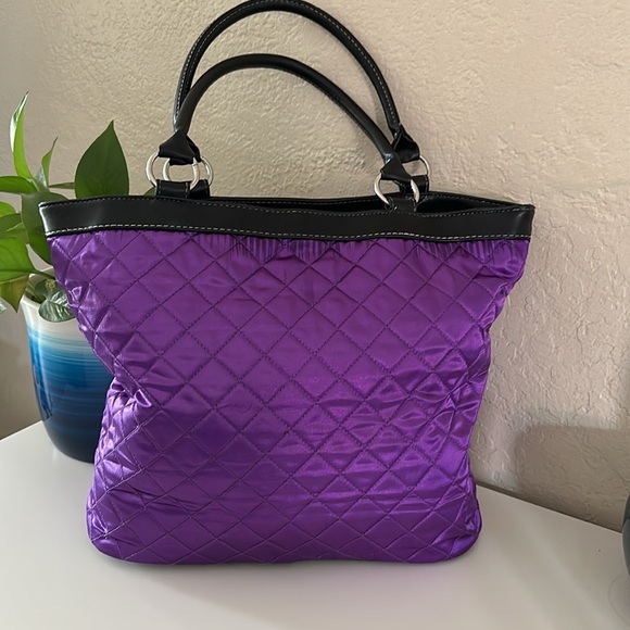 NWT Rare Minnesota Vikings Quilted Satin Tote Licensed Pro•FAN•ity NFL - Picture 5 of 11